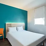 Otel Hotelf1 Angouleme