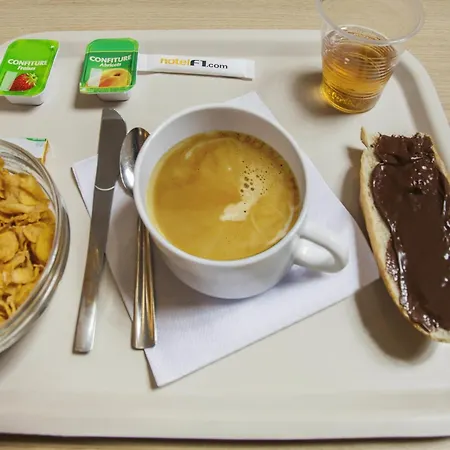 Hotelf1 Angouleme * Champniers (Charente)