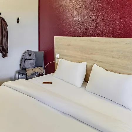 Hôtelf1 Angoulême
