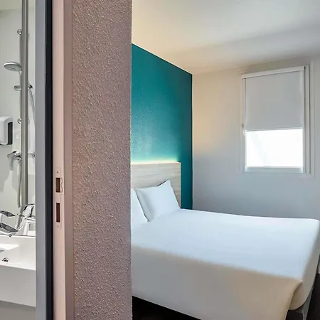 Hotelf1 Angouleme Hotel *