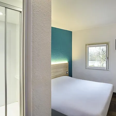 Hotelf1 Angouleme Hotel *
