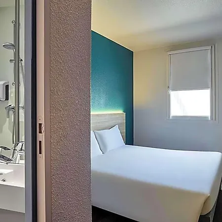 Hôtelf1 Angoulême Hotel *