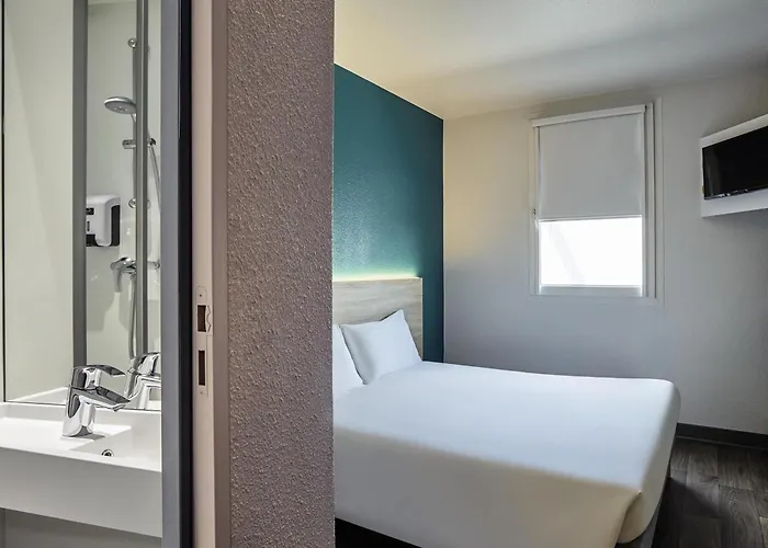 Hotelf1 Angouleme Hotel *